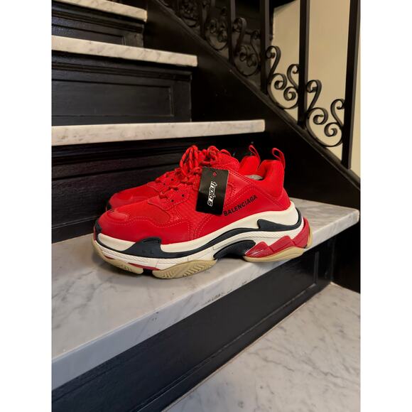 Balenciaga BNWT triple S main image 4